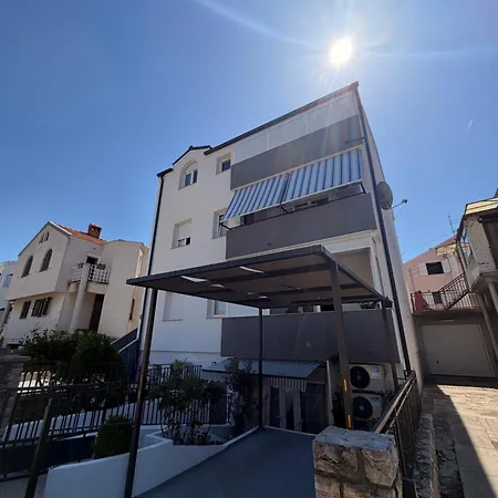 Buono Lägenhet Zadar